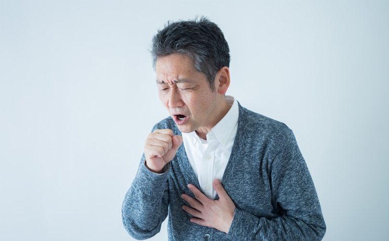 咳（せき）や痰（たん）が止まらないときの対処法と予防法
