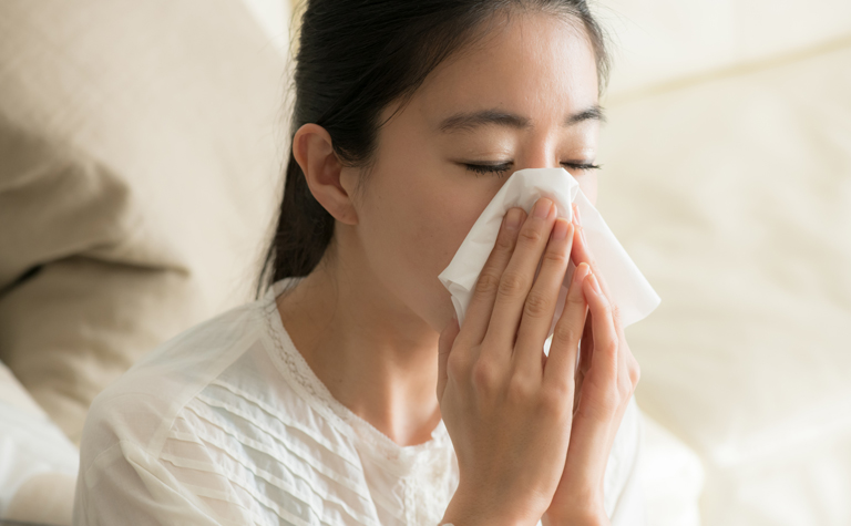 風邪で耳詰まりや鼻詰まりが起こる原因とは？
