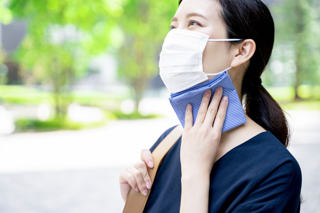 マスク着用と熱中症の関係について
