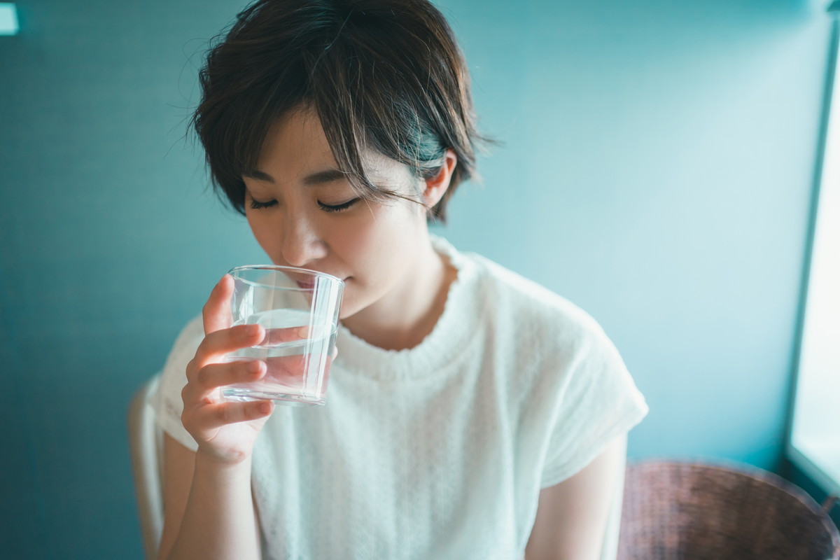 異常に喉が渇く原因とは?喉の渇きで考えられる病気について
