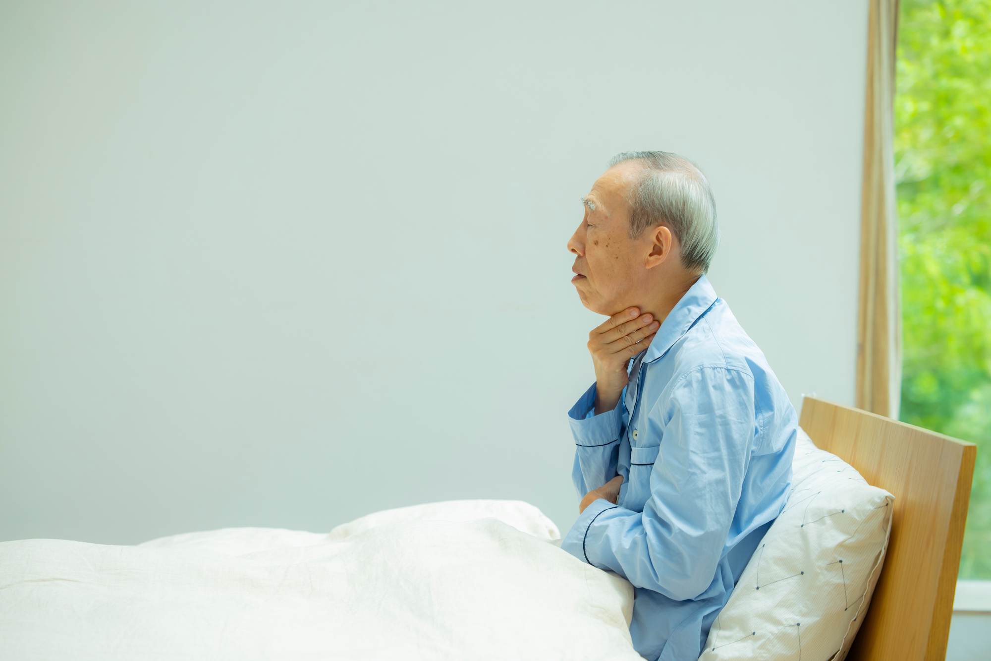 夜に寝るとき(睡眠時)に咳が出る原因とは?